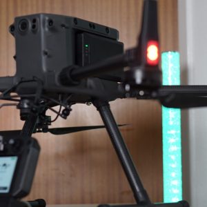 Pre-owned DHI M300 set - Front on of drone